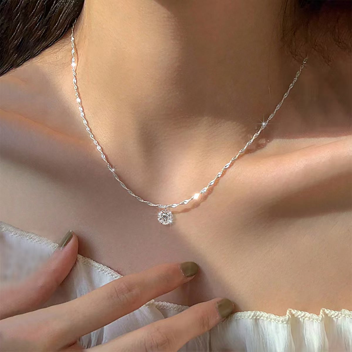 European Fashion Style Stainless Steel Water Wave Chain Diamond Necklace for Women
